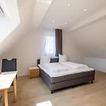 Casa Merilana Rust