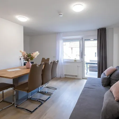 Casa Merilana 鲁斯特
